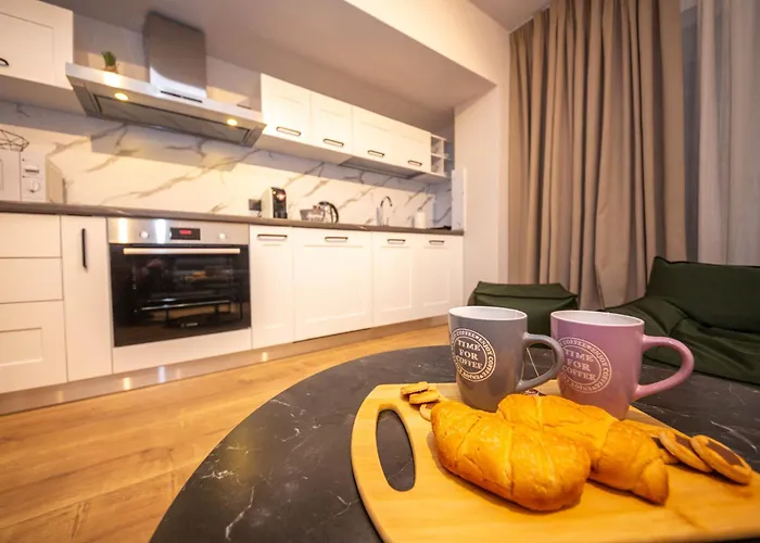 アパート Blloku Unique 2 ティラナ