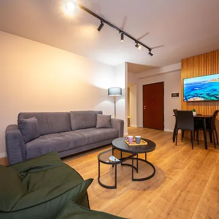 Blloku Unique 2 Apartment Tirana
